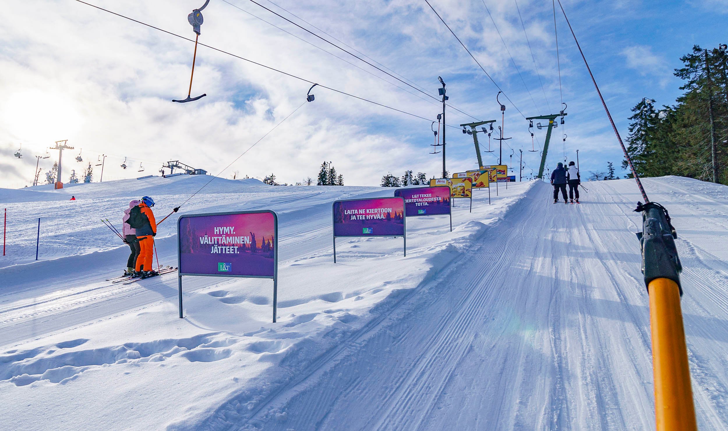 <span id="hs_cos_wrapper_name" class="hs_cos_wrapper hs_cos_wrapper_meta_field hs_cos_wrapper_type_text" style="" data-hs-cos-general-type="meta_field" data-hs-cos-type="text" >Kierrätys auttaa Tahkoa kohti vastuullisen matkailun edelläkävijyyttä</span>