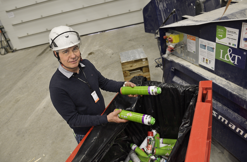 <span id="hs_cos_wrapper_name" class="hs_cos_wrapper hs_cos_wrapper_meta_field hs_cos_wrapper_type_text" style="" data-hs-cos-general-type="meta_field" data-hs-cos-type="text" >Tehokas lajittelu puolitti sekajätteen määrän: kierrätysaste nousi 11 %</span>