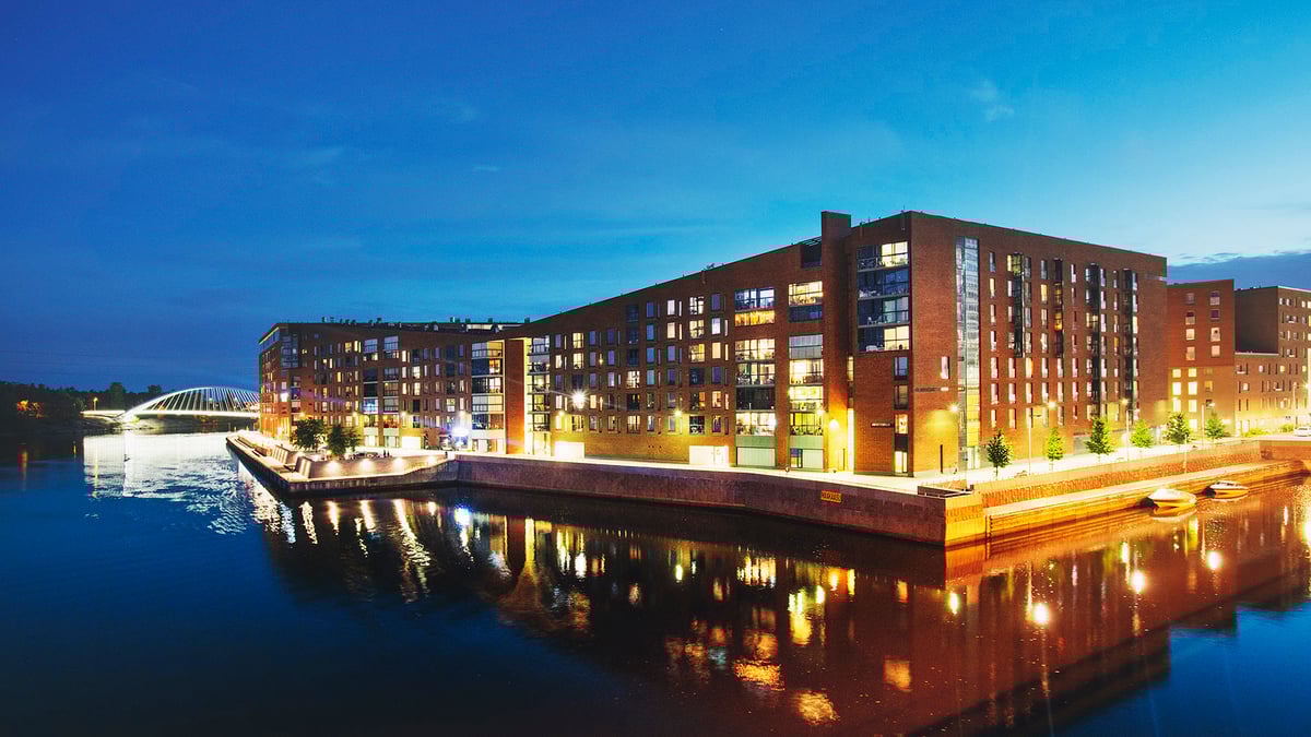 KIPA-iltavalaistus-kiinteisto-1920x1080-16x9