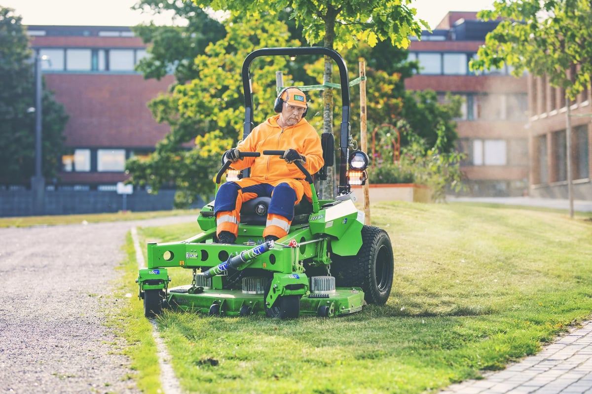 l&t22_valmis_014-landscape-3x2