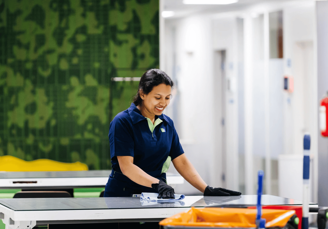 Kiinteisto-siivous-infektiot-toimisto-1280x960-4x3