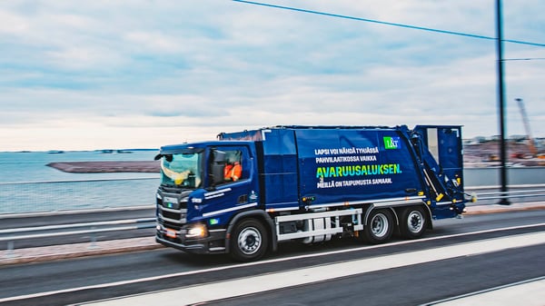 Kesätyö L&T:llä: Jäteauton apukuskin hommista armeijaan