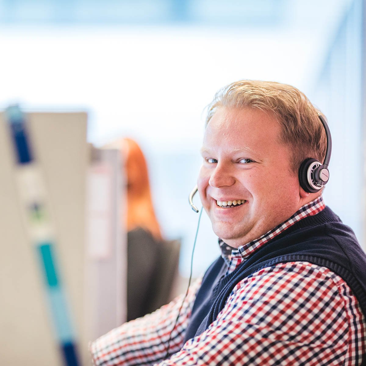 Palveluneuvojat - 1x1-1200x1200 - Avoimet työpaikat - Monipuolinen työ