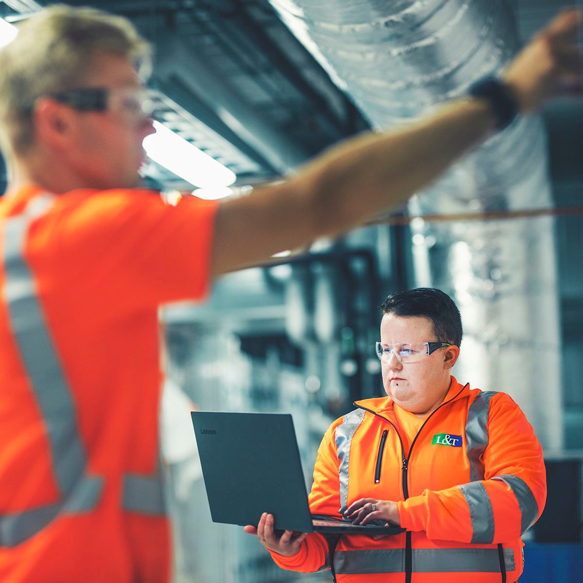 Sähköasentajat ja LVI-asentajat - 1x1-1200x1200 - Avoimet työpaikat - Huippuosaaja