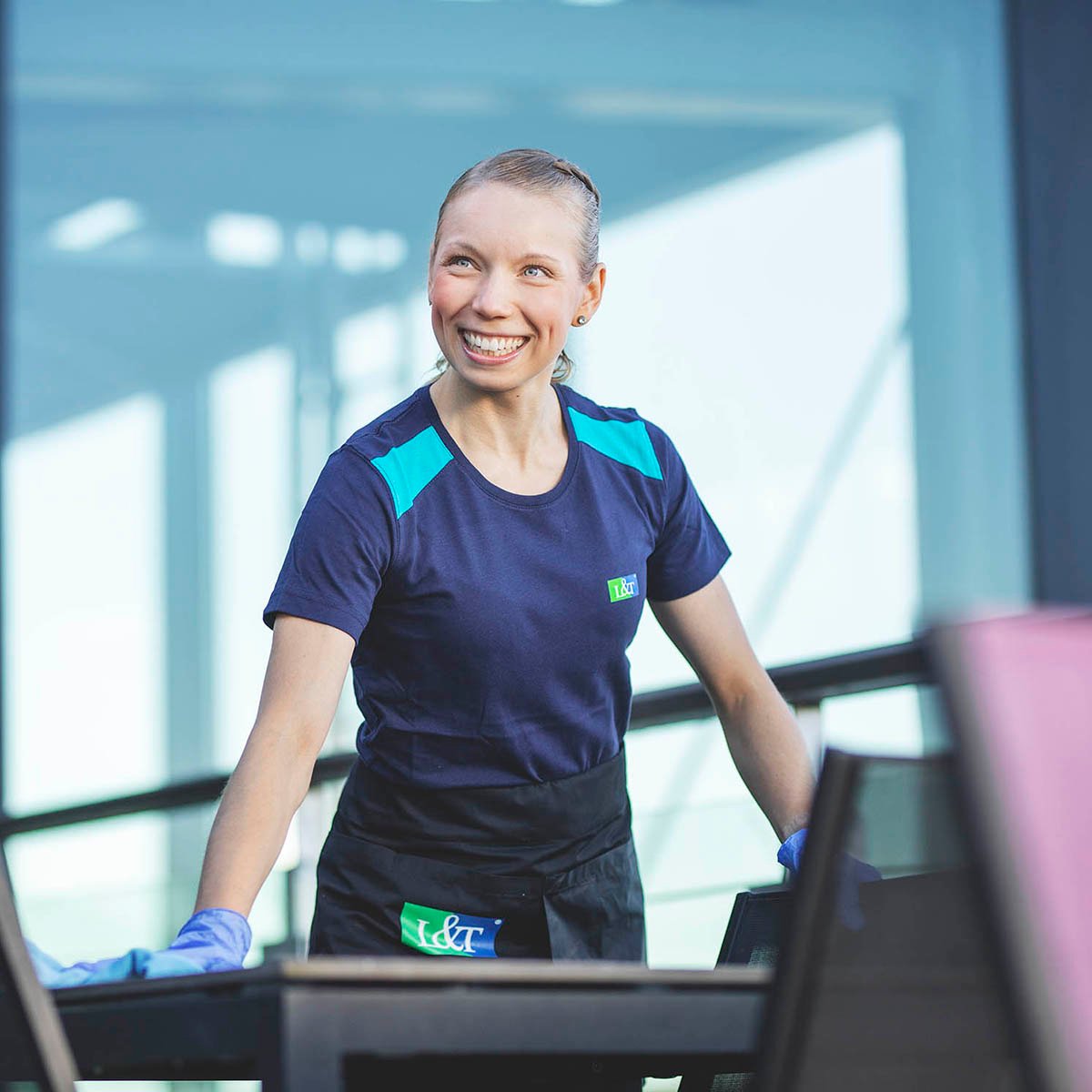 Siivooja - 1x1-1200x1200 - Avoimet työpaikat - Lassila-Tikanoja