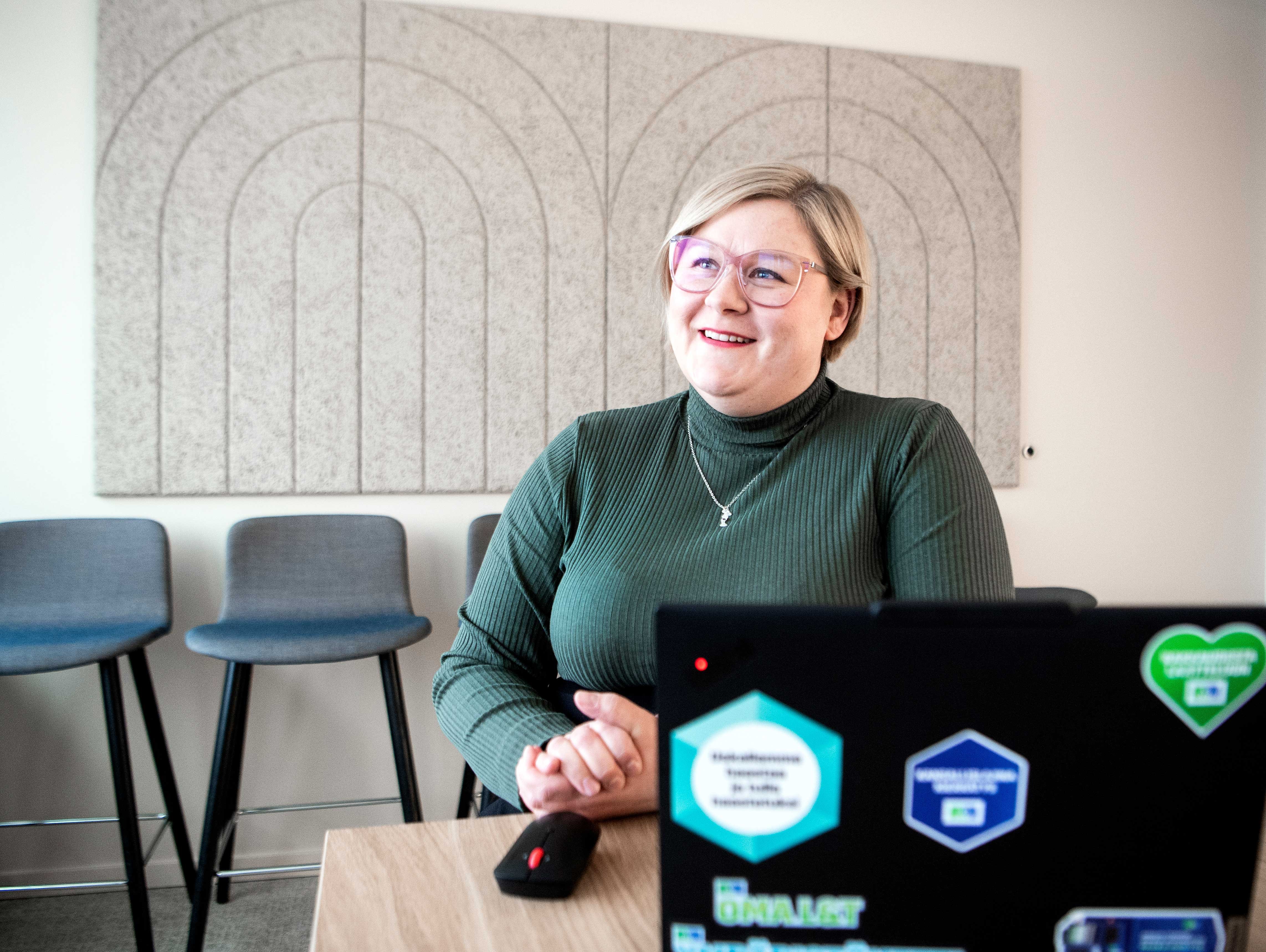 Viivi-Palonen-Kesätyö-asiakaspalvelussa-vei-kiertotalouden-asiantuntijaksi-1