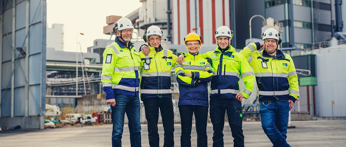 <span id="hs_cos_wrapper_name" class="hs_cos_wrapper hs_cos_wrapper_meta_field hs_cos_wrapper_type_text" style="" data-hs-cos-general-type="meta_field" data-hs-cos-type="text" >93 % L&T:n teollisuuspalveluiden asiakkaista tyytyväisiä</span>