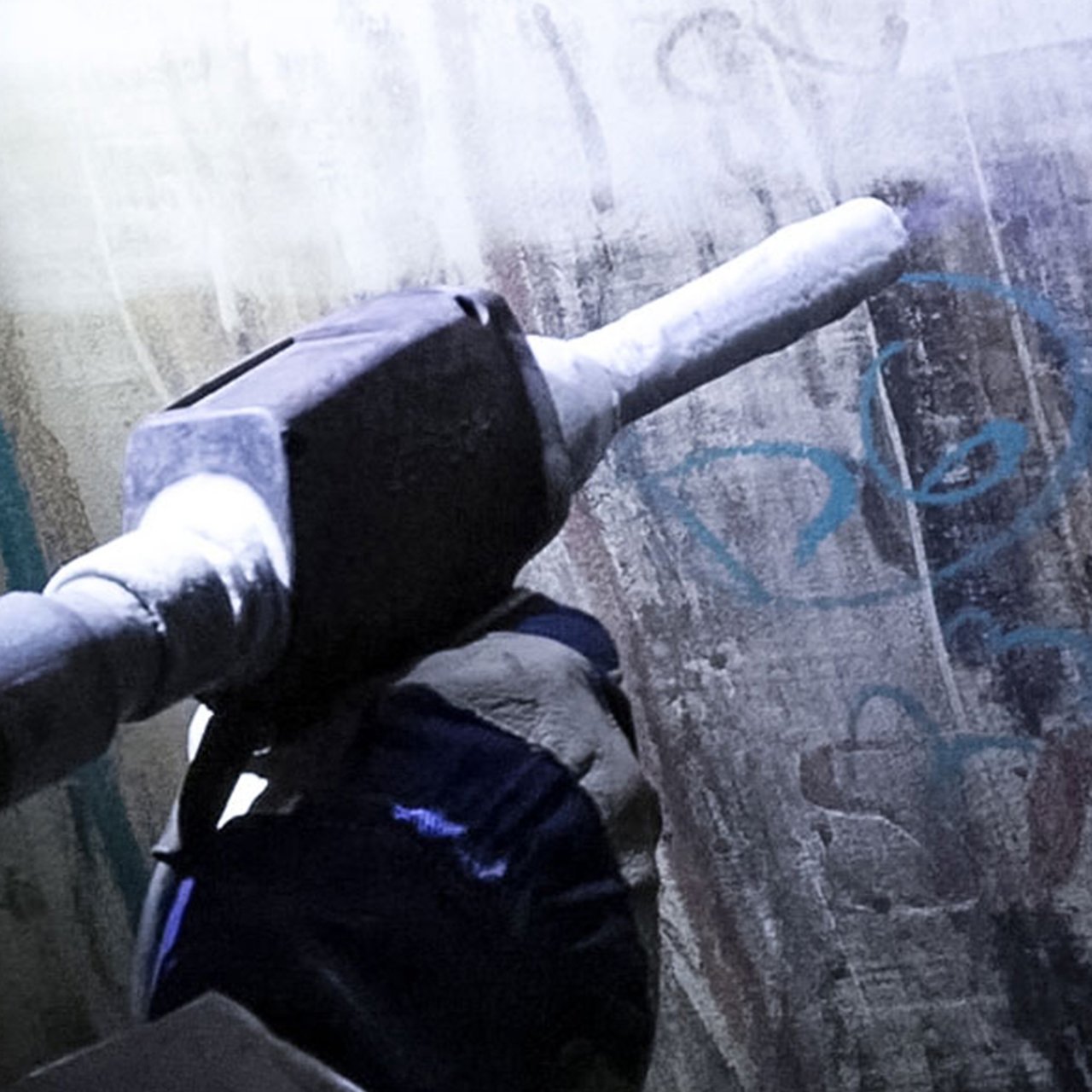 Kuivajääpuhallus tehtaassa