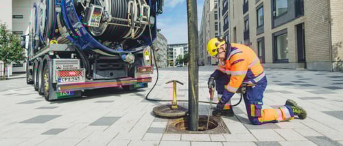 Sadevesikaivon tyhjennys