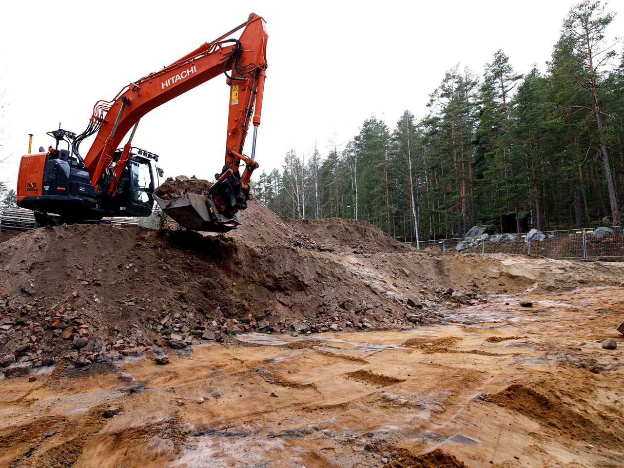 Pilaantuneen maan kunnostus