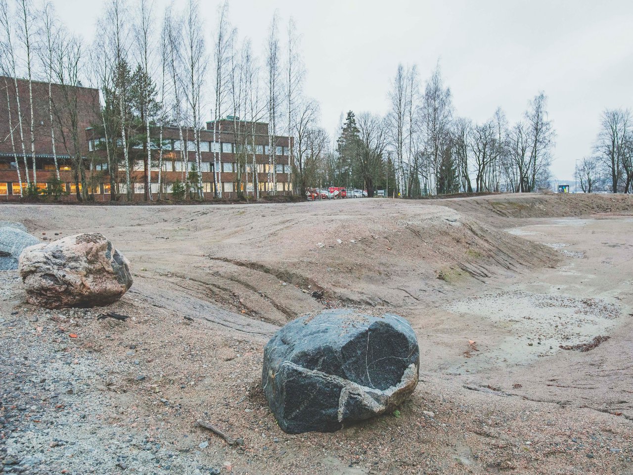 Pilaantuneen maan kunnostus