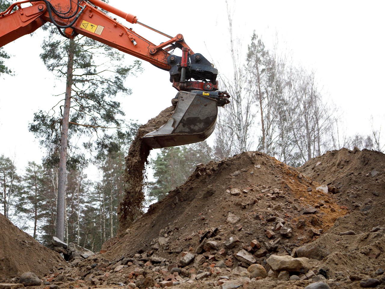 Pilaantuneen maan vastaanotto