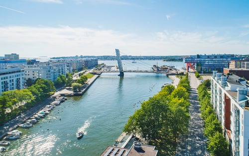 Kesäinen kaupunkimaisema