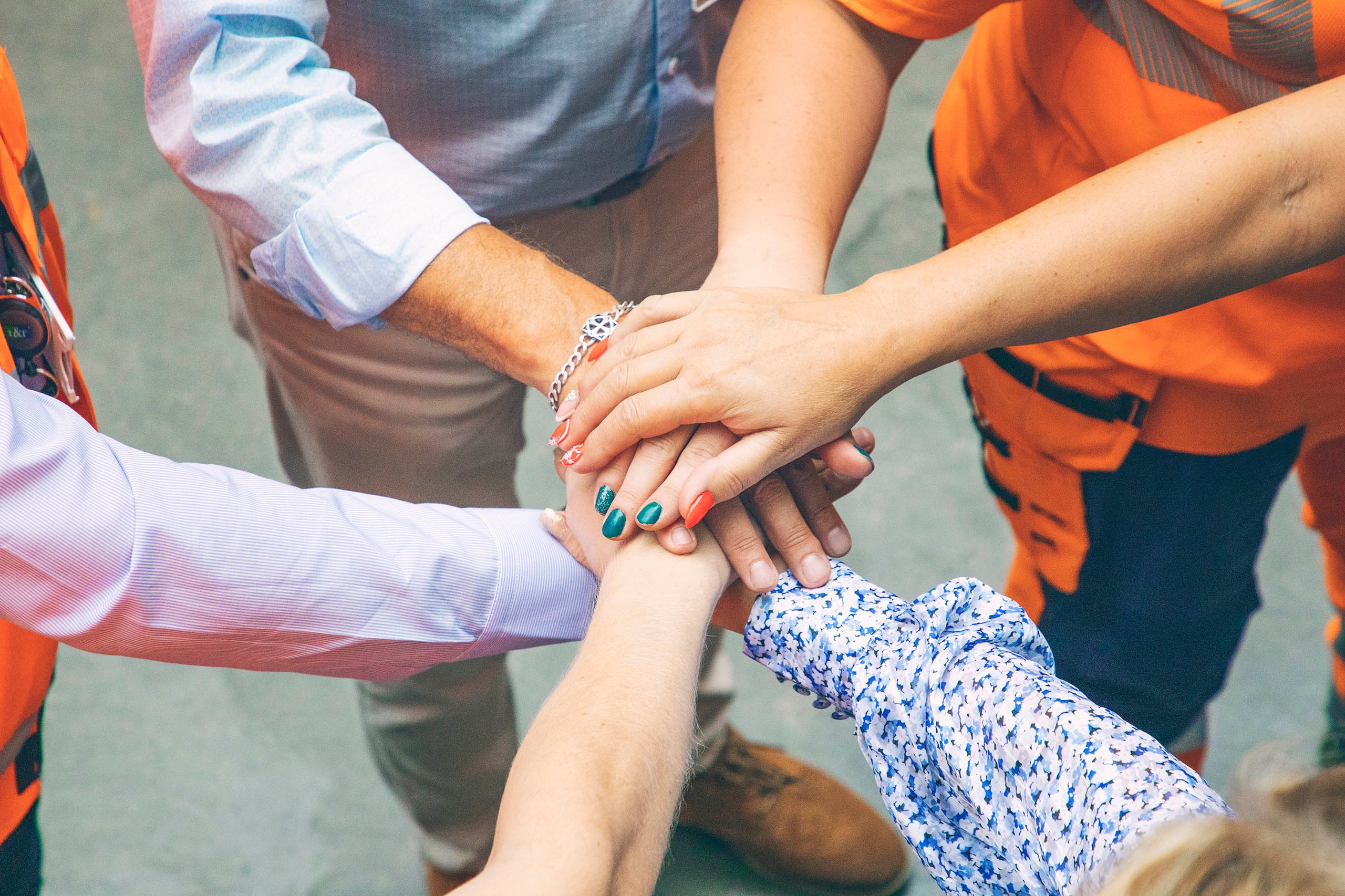 <span id="hs_cos_wrapper_name" class="hs_cos_wrapper hs_cos_wrapper_meta_field hs_cos_wrapper_type_text" style="" data-hs-cos-general-type="meta_field" data-hs-cos-type="text" >Työperäisen maahanmuuton hanke mahdollisti työpaikan yli 50 filippiiniläiselle</span>