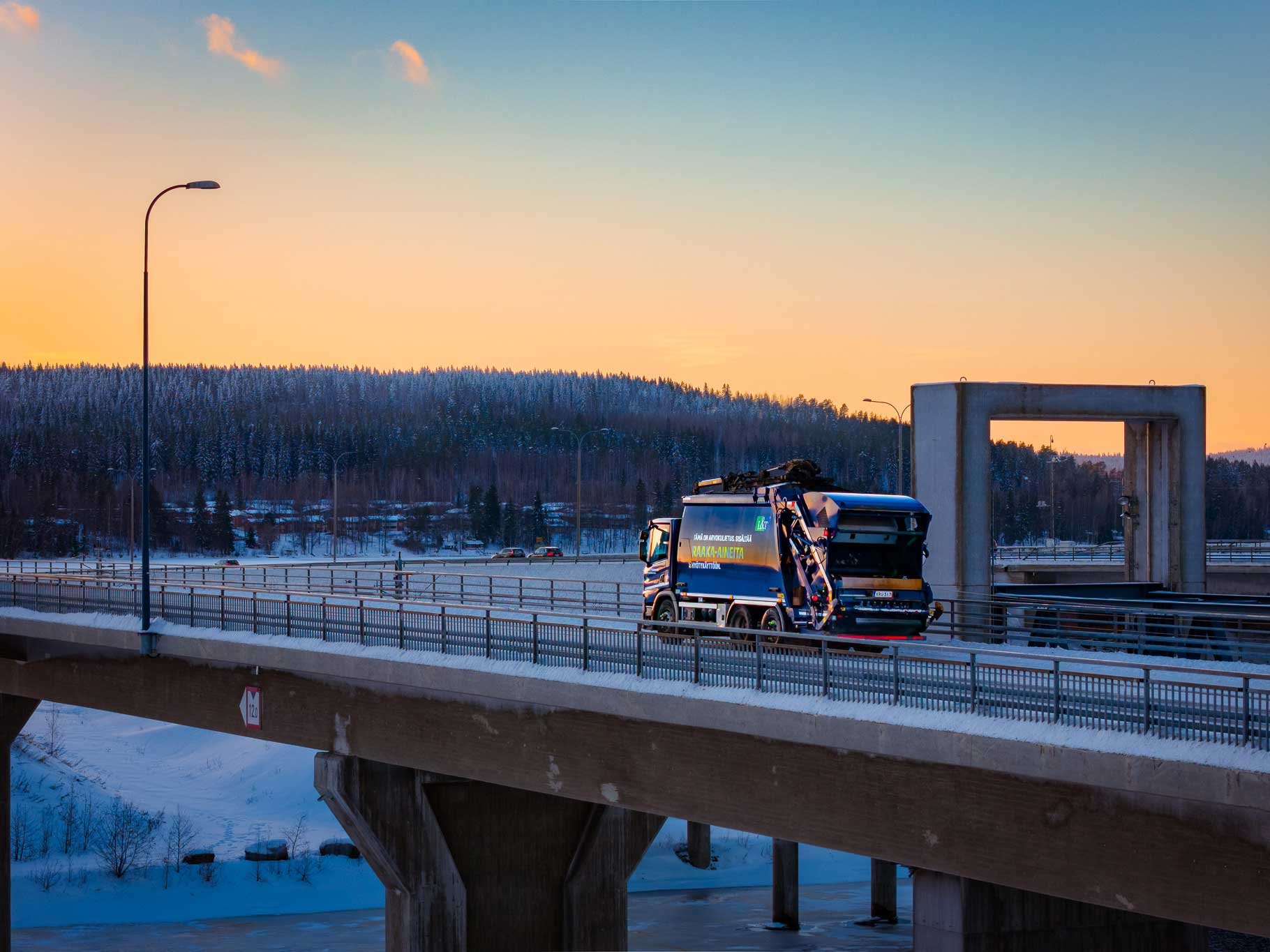 <span id="hs_cos_wrapper_name" class="hs_cos_wrapper hs_cos_wrapper_meta_field hs_cos_wrapper_type_text" style="" data-hs-cos-general-type="meta_field" data-hs-cos-type="text" >Lahden alueella viivettä keräyspaperiastioiden tyhjennyksissä</span>