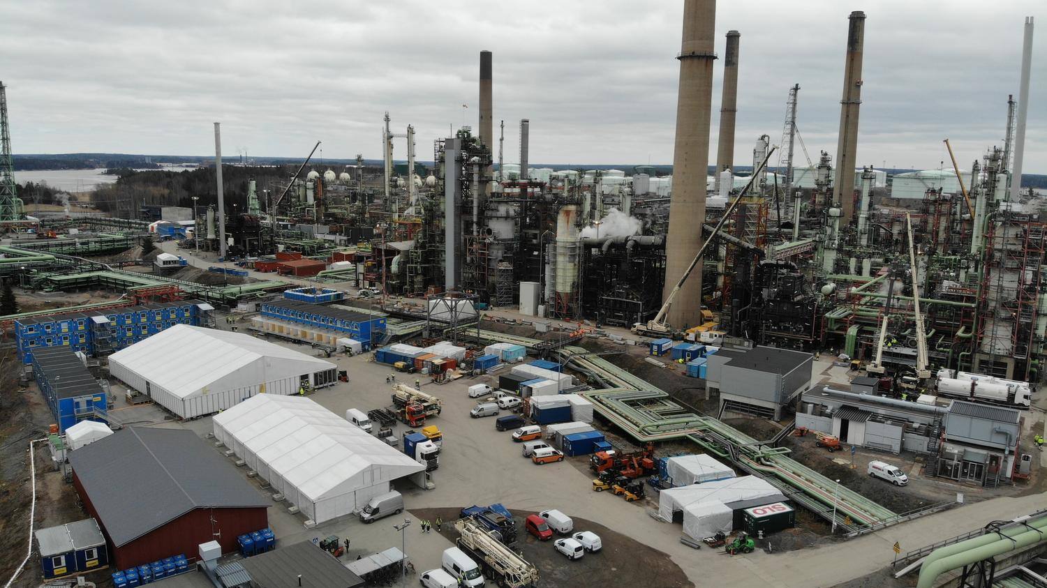 <span id="hs_cos_wrapper_name" class="hs_cos_wrapper hs_cos_wrapper_meta_field hs_cos_wrapper_type_text" style="" data-hs-cos-general-type="meta_field" data-hs-cos-type="text" >Palvelujen rooli on keskiössä Nesteen suurseisokissa</span>