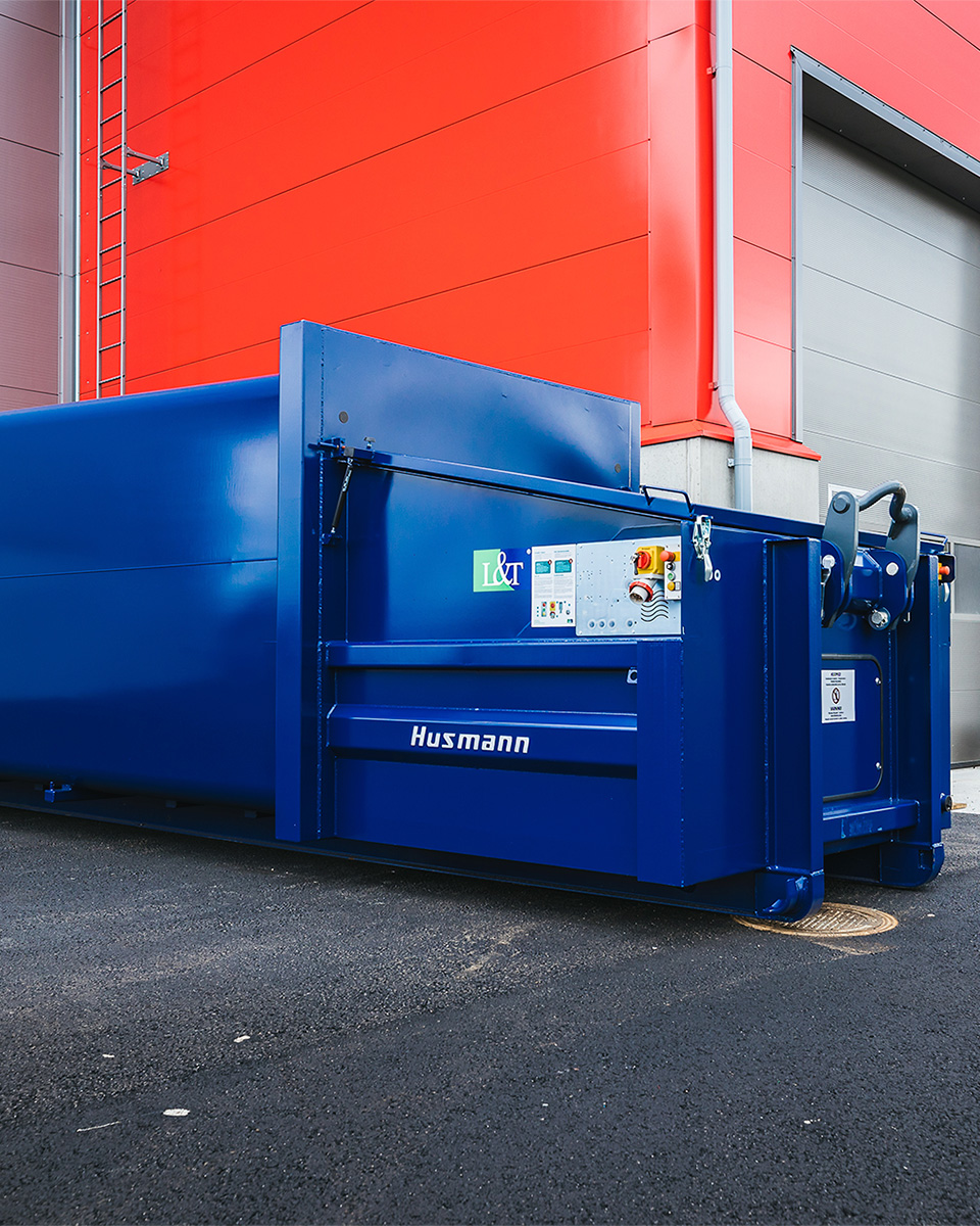 Puristin ulkona - 4x5 - Puristimet