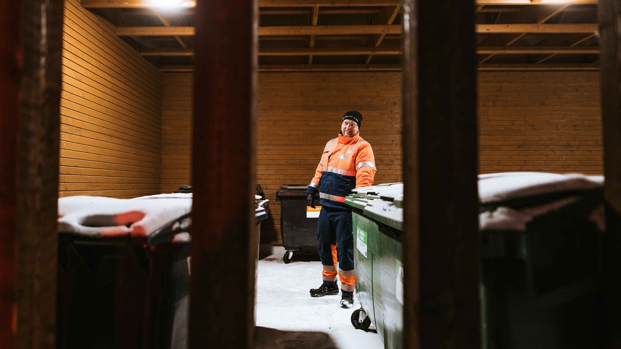 Yhteisellä-astialla---turvallista-jätehuoltoa