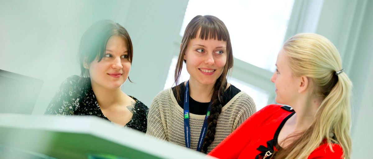 <span id="hs_cos_wrapper_name" class="hs_cos_wrapper hs_cos_wrapper_meta_field hs_cos_wrapper_type_text" style="" data-hs-cos-general-type="meta_field" data-hs-cos-type="text" >Lopputuloskeskeisen kiinteistöhuollon keskiössä on käyttäjän kokemus</span>