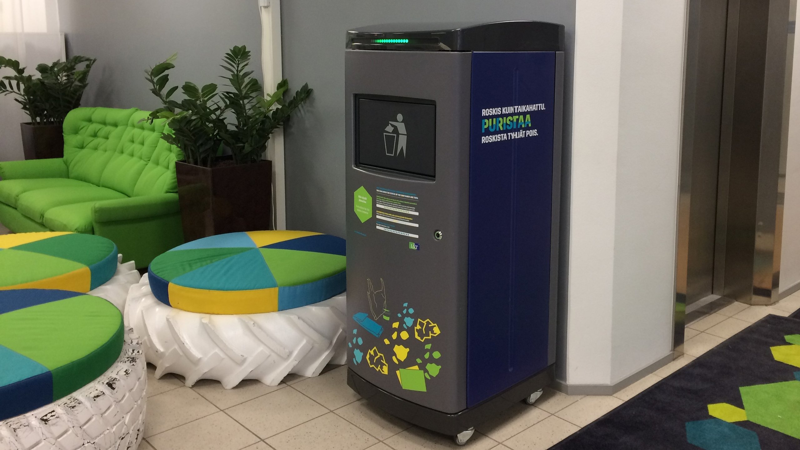 <span id="hs_cos_wrapper_name" class="hs_cos_wrapper hs_cos_wrapper_meta_field hs_cos_wrapper_type_text" style="" data-hs-cos-general-type="meta_field" data-hs-cos-type="text" >Hygieeninen Tomppa-jäteastia puristaa roskat ihan itse</span>