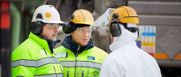 Teollisuuden työnjohtaja pitää kustannukset kurissa