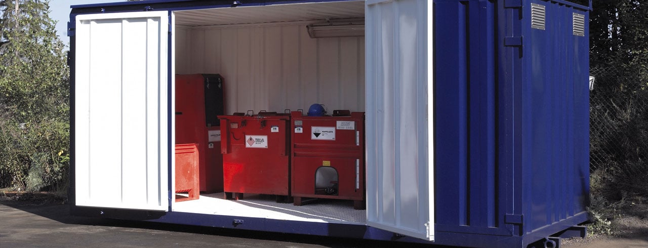 <span id="hs_cos_wrapper_name" class="hs_cos_wrapper hs_cos_wrapper_meta_field hs_cos_wrapper_type_text" style="" data-hs-cos-general-type="meta_field" data-hs-cos-type="text" >Miten vaaralliset jätteet kierrätetään? L&T:llä on useita tapoja</span>