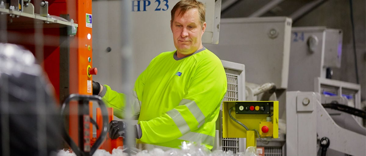 <span id="hs_cos_wrapper_name" class="hs_cos_wrapper hs_cos_wrapper_meta_field hs_cos_wrapper_type_text" style="" data-hs-cos-general-type="meta_field" data-hs-cos-type="text" >Säkki, paalain vai puristin – miten lajitella muovia?</span>