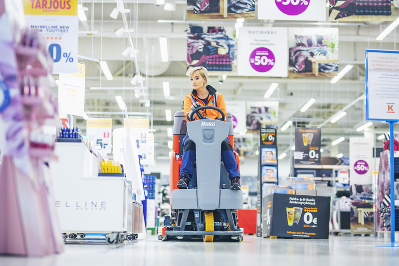 <span id="hs_cos_wrapper_name" class="hs_cos_wrapper hs_cos_wrapper_meta_field hs_cos_wrapper_type_text" style="" data-hs-cos-general-type="meta_field" data-hs-cos-type="text" >Kemikaaliton Twister-menetelmä saa K-Citymarketin lattiat hohtamaan</span>